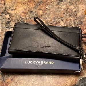 LUCKY BRAND WALLET